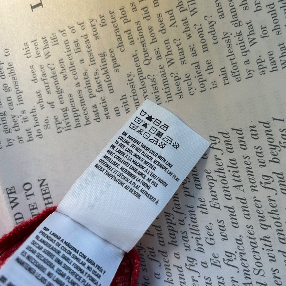 American Eagle red floral romper - Picture 6 of 6